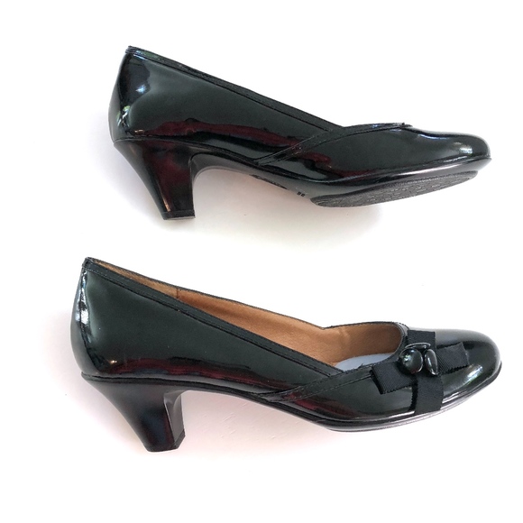 Sofft Shoes - Sofft Black Patent Leather Round Toe Heels